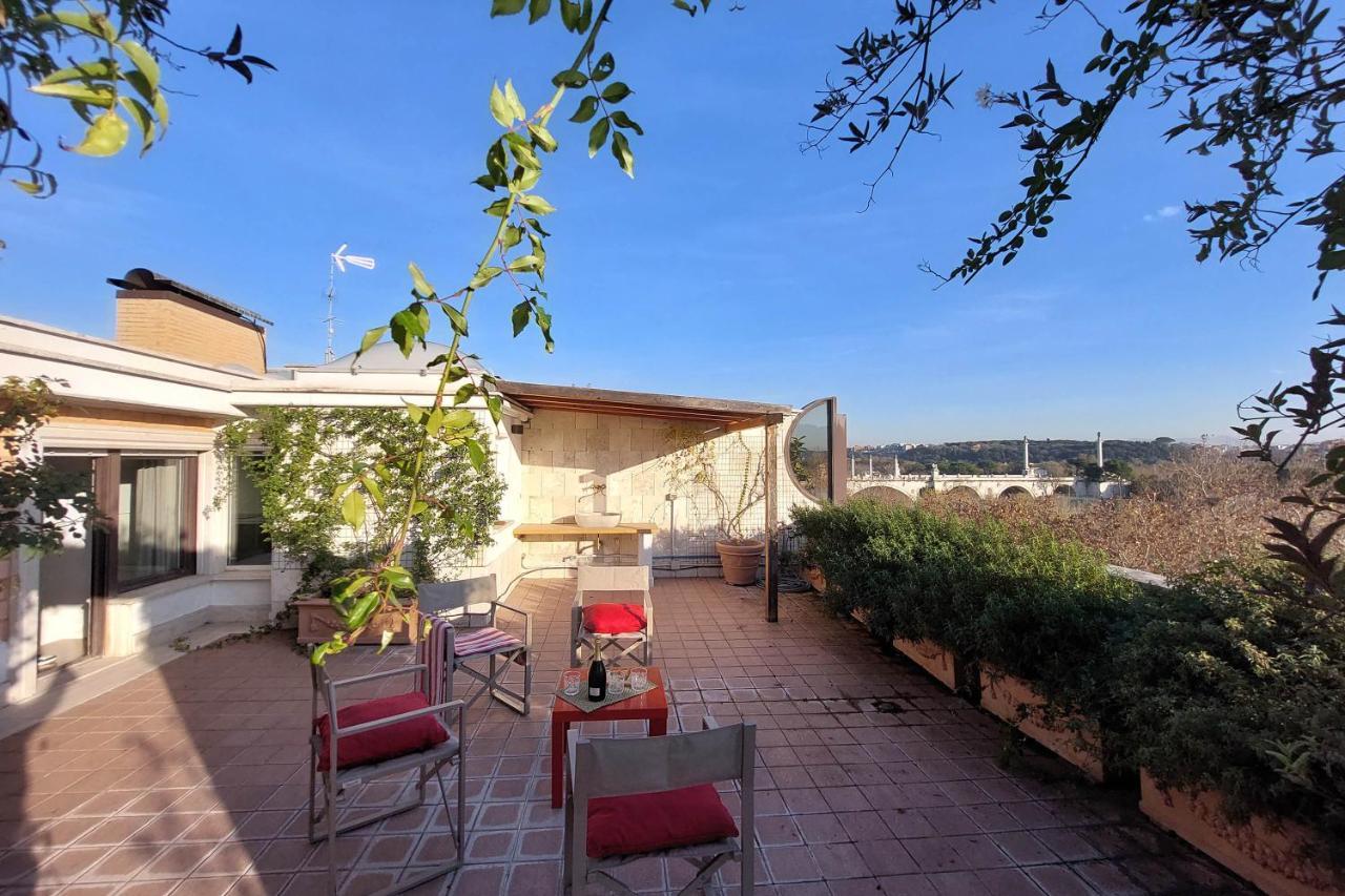 Beautiful Loft In Ponte Milvio With Terrace Apartment Rome Exterior photo